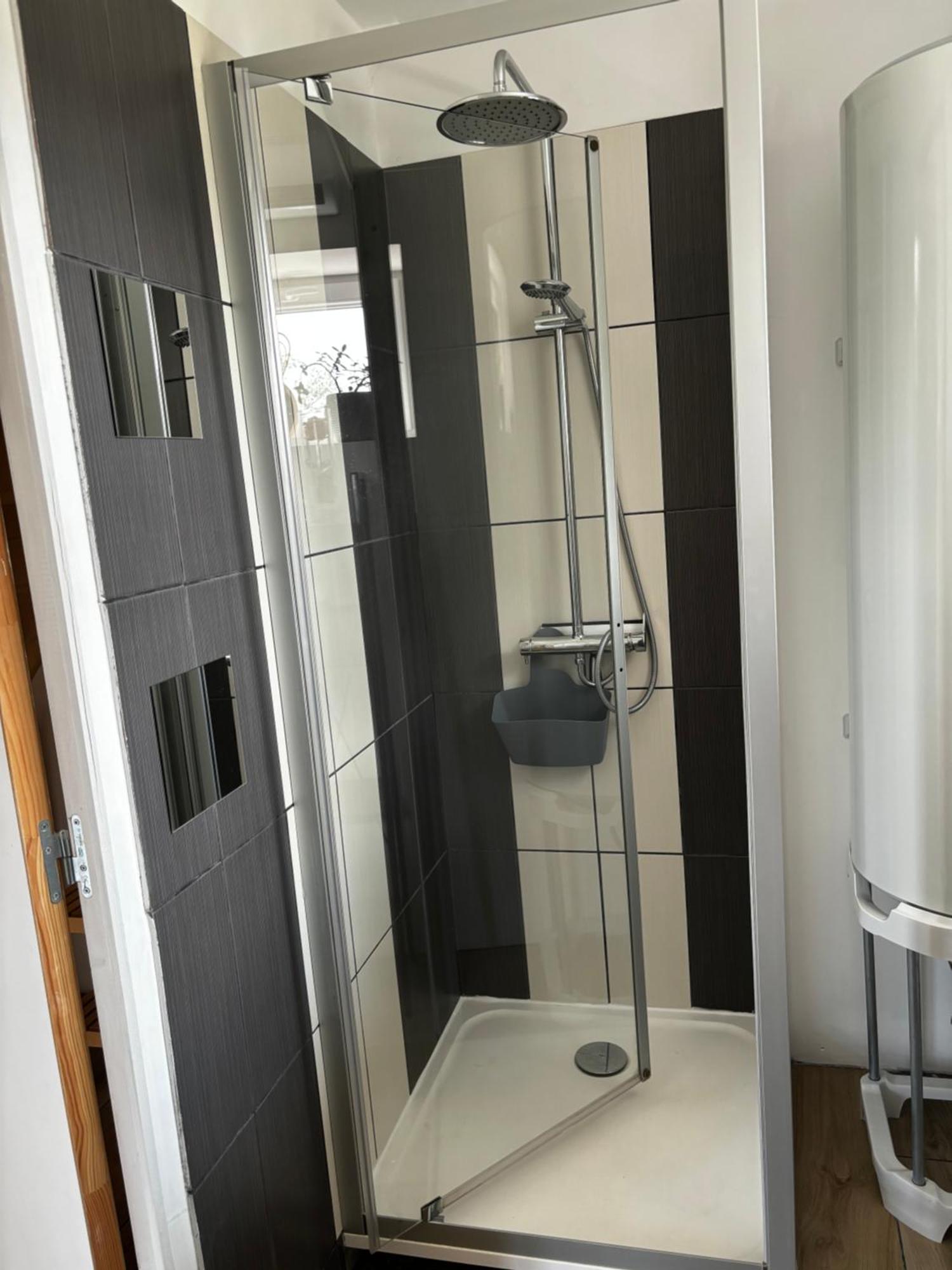 Petite Maison Trungy Luaran gambar